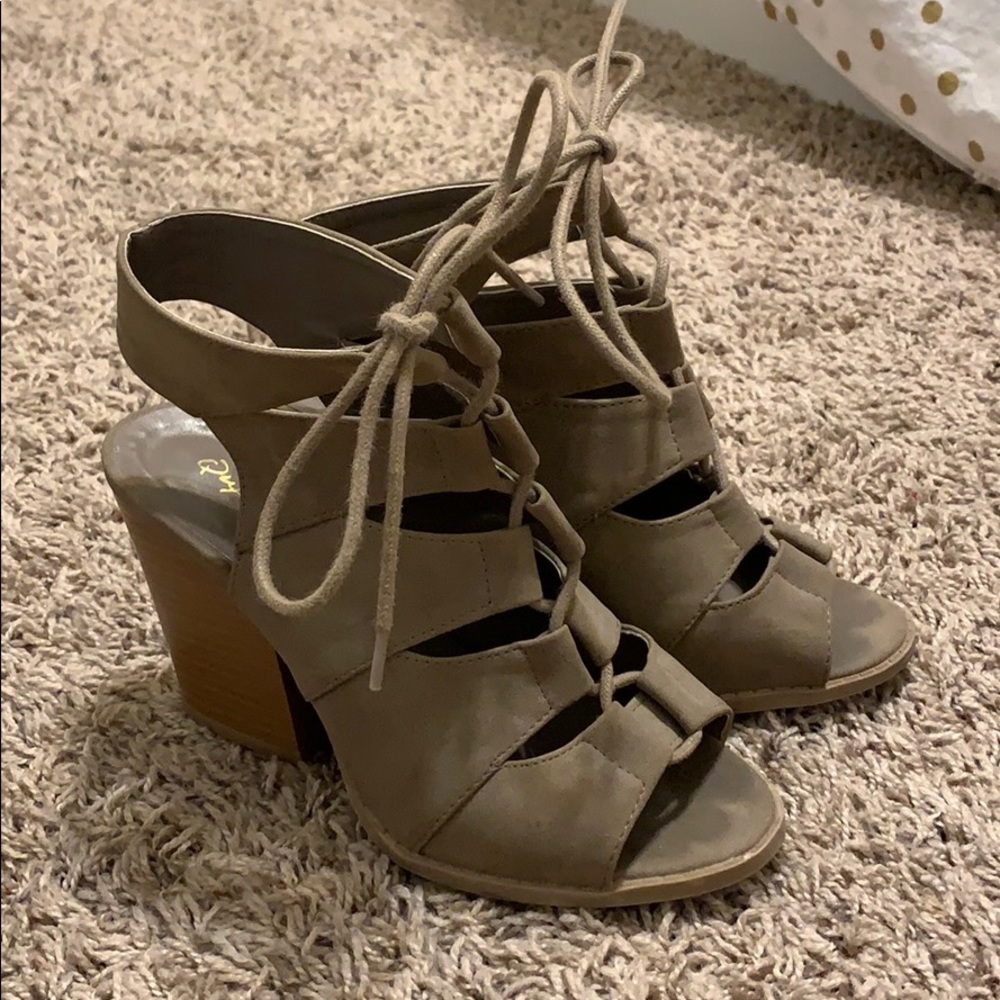 wedge heels